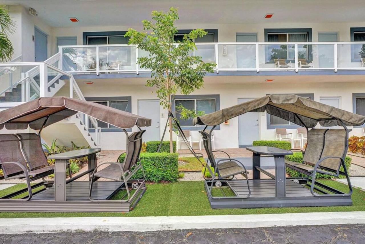 Waves Beach Town Cozy Studio Apartment Pompano Beach Exterior photo